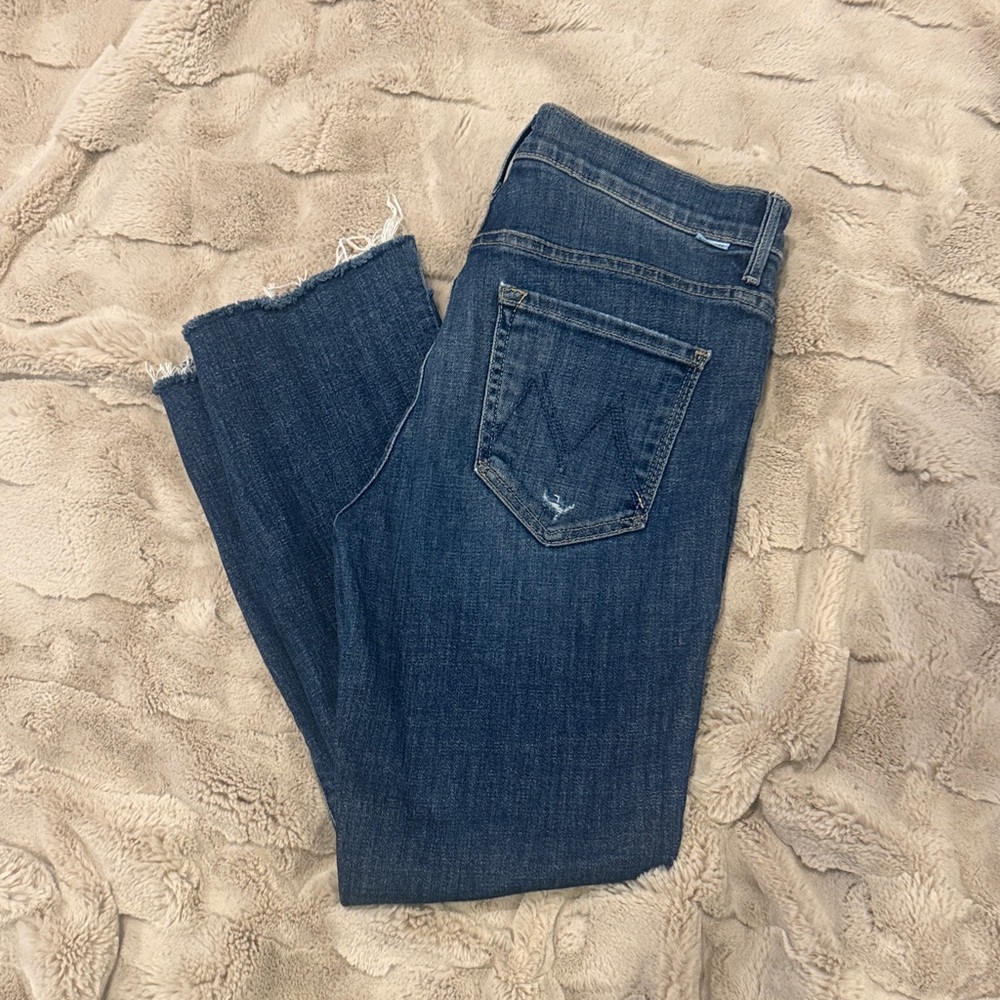 MOTHER The Insider Crop Step Fray Dark Blue Ankle Jeans